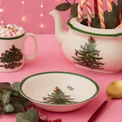 Spode Christmas Tree Ascot Cereal Bowls Set Of 4, Use For Breakfast, Oatmeal, Cereal, Or Soup Made Of Fine Earthenware, Measures 8-Inch -Spode GUEST 68189e44 d1e2 4031 82e7 ff3b705c291d