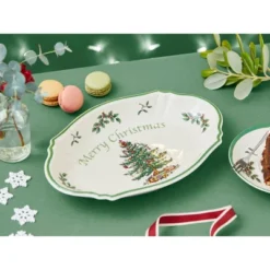 Spode Christmas Tree Oval Festive Tray - 6-Inch Rectangular Earthenware Serving Tray, Holiday Tableware - Dishwasher, Microwave, Oven Safe -Spode GUEST f60b4039 1ee0 4a68 b5d2 22d3e251f04f